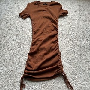 Bodytight brown dress